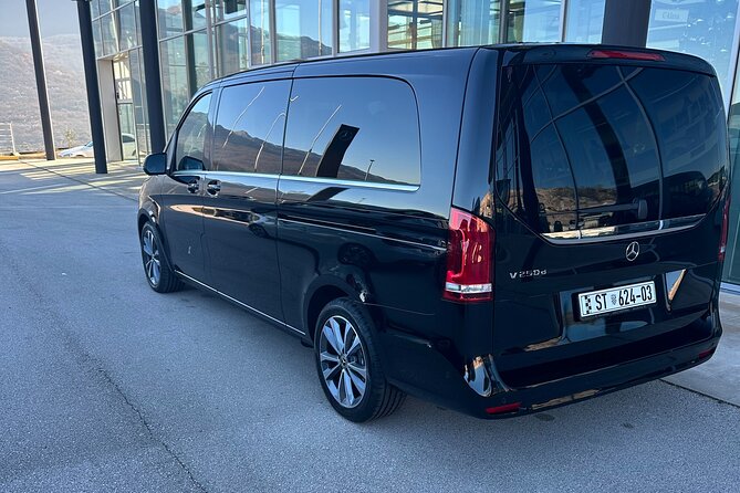 Private transfer from Split airport to Split, 1-7 person - Wi-Fi in the Vehicle, for Real-World Arrival Needs