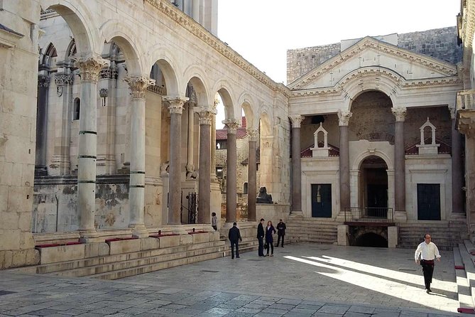 Private transfer from Split (Croatia) to Venice (Italy) - Pickup in Split: from your door, not a roundabout meeting point