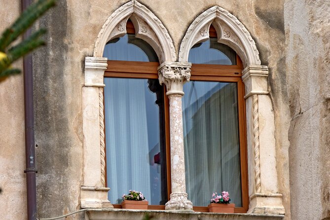 Private Walking Tour in Split Old Town (ENG, FRA, ITA, ESP) - Saint Domnius and the emperor’s burial connection
