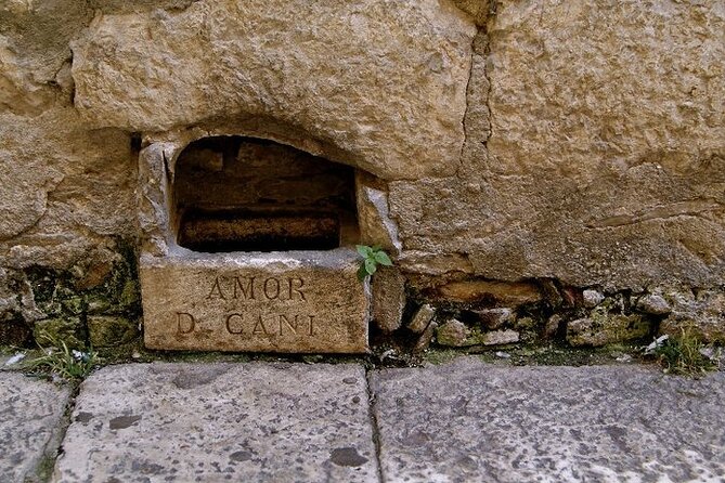 Private walking tour of Sibenik - Obala hrvatske mornarice: the medieval lanes begin