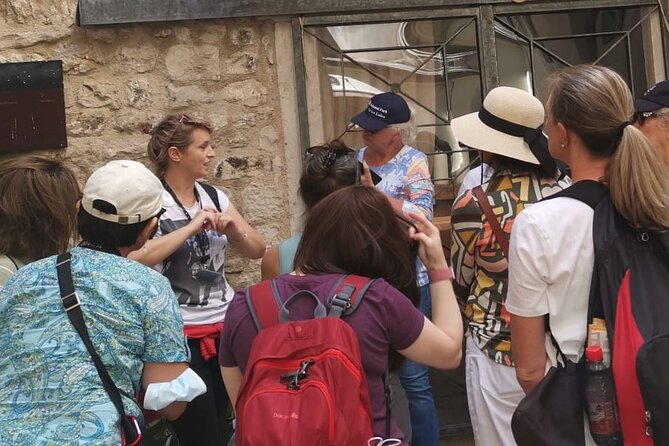 Private Walks & Storytelling - the best small group tour in Split - Starting at Porta Aenea and finishing exactly where you want