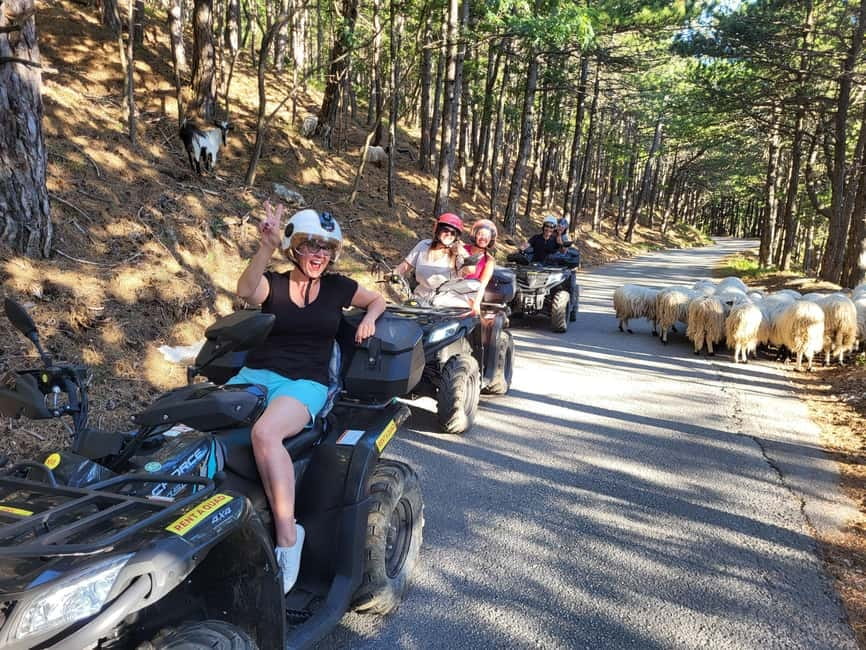 Quad tour to Biokovo Skywalk - The snack stop and the mountain-road moment before the skywalk