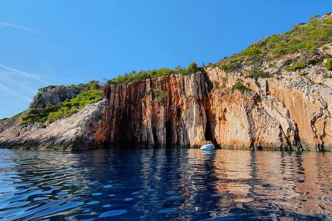 Red Rocks and Hvar Full Day Tour from Split and Brac - Red Rocks Near Hvar: Steep Red Limestone Cliffs in a 30-Minute Window