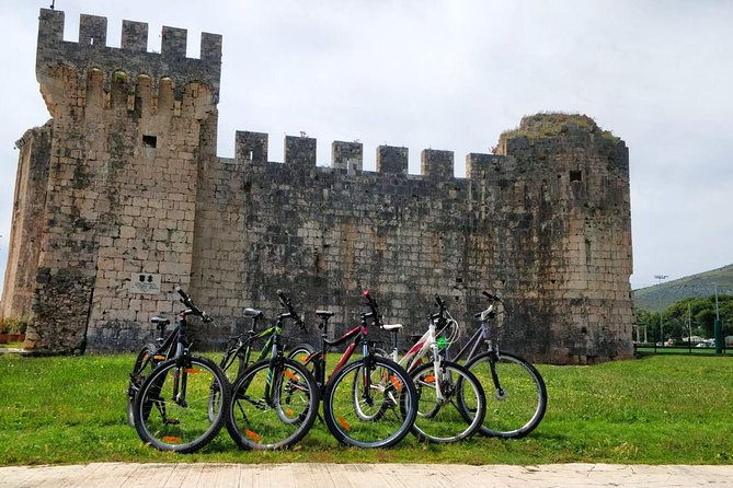 Rent a bike in Trogir - Trogir by Bike: Old Town Feel Without the Stress