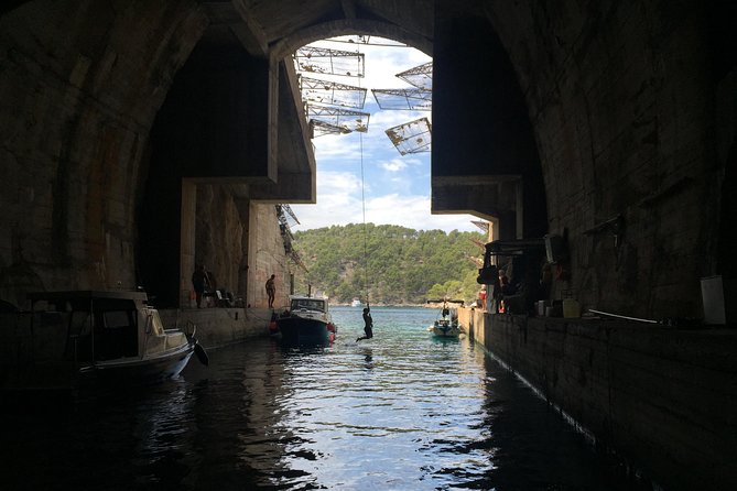 Secrets of Brac and Solta - Off the Beaten Track Croatia - Why Brac and Solta feel quieter from the water