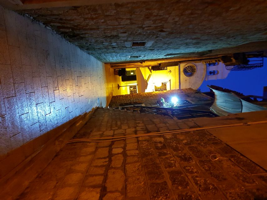 Sibenik: Guided Evening Walking Tour - King Petar Kresimir and the civic stories locals still use