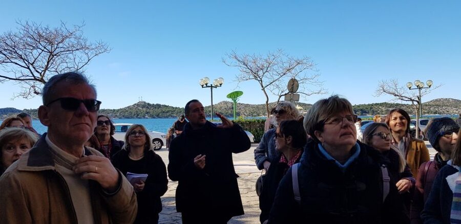 Šibenik: Medieval Night Walking Tour - Column of Shame, Cheaters, and Town Justice