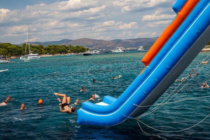 Slatine - Island Hopping Excursion (Trogir/Blue Lagoon/Shipwreck) - Food, drinks, and onboard comfort: what’s included and what to watch
