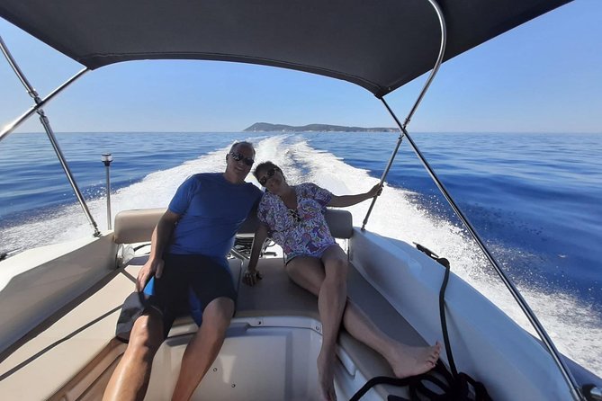 Speedboat transfer from Hvar town (Water taxi transfer) to Airport Split - Price and value: what $710.09 per group gets you