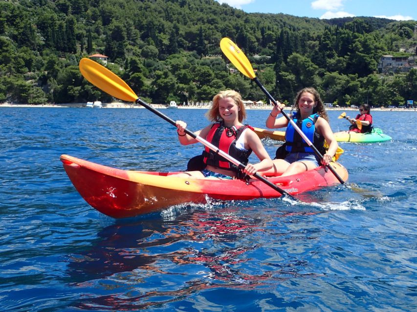 Split 4-Hour Guided Sea Kayak Tour - Westward Along Marjan: Kaštela Channel, Mosor Views, and Sunset Light