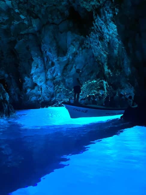 Split: 5 Islands Full-Day Tour to Blue Cave, Vis & Hvar - Blue Cave Near Bisevo: Tickets, Light, and Possible Plan B