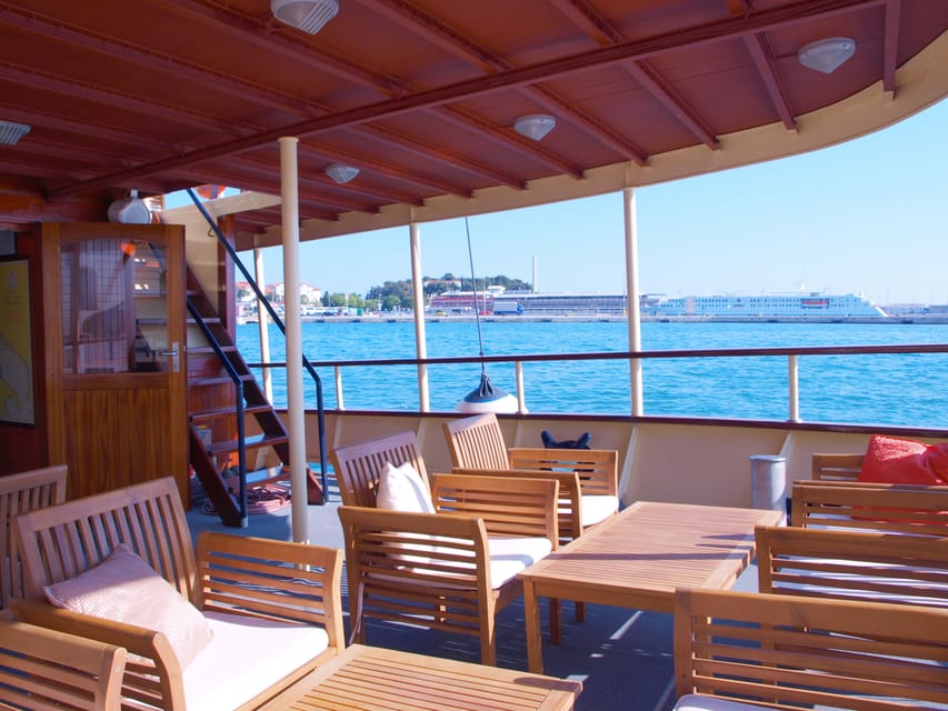 Split: All inclusive Brač & Šolta Island Swimming Cruise - Solta and Stomorska: fishing-village time with beach access