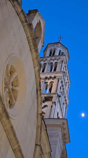Split and Diocletian's Palace walking tour with a local guid - Why the Palace Works Best with a Local Guide