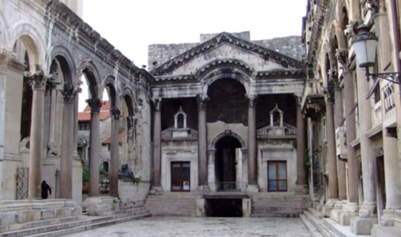Split and Salona Cultural Heritage Day Tour from Trogir - Key things that make this tour worth your time