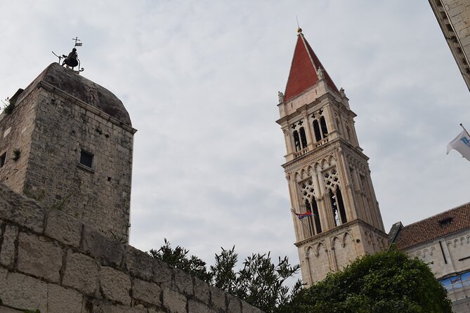 Split and Trogir Half Day Guided tour - Trogir old town sights, from Central Square to Kula Karmelengo