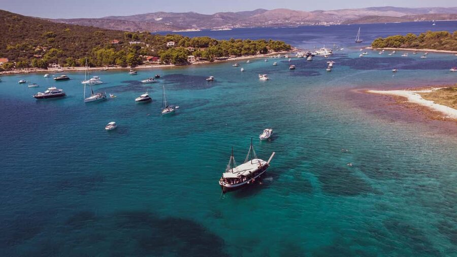 Split: Blue Lagoon & 3 Islands Tour with Lunch & Hidden Bay - Quick hits before you decide