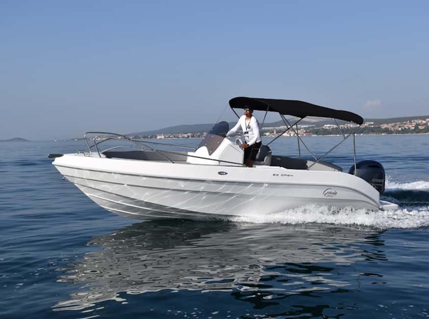 Split: Blue Lagoon and 3 Islands Tour - The speedboat rhythm: short hops, more time outside