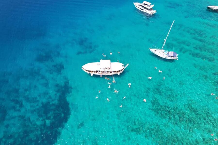 Split: Blue Lagoon and Šolta Boat Tour with Lunch and Drinks - Key things you will care about
