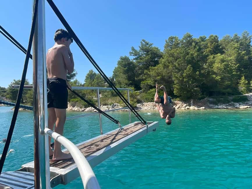 Split: Blue Lagoon and Šolta Boat Tour with Lunch and Drinks - Blue Lagoon and Šolta by Boat, the day-to-day flow you should expect