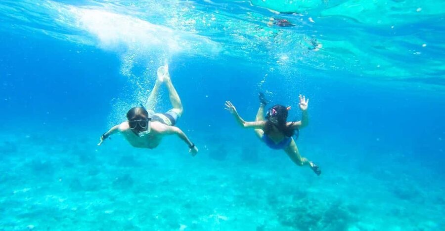 Split: Blue Lagoon, Hvar and 5 Islands Small Group Boat Tour - Meet up, gear up, and keep the day comfortable