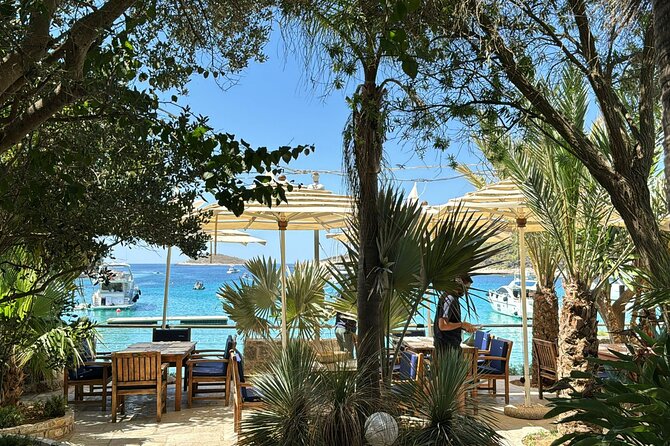 Split: Blue Lagoon, Hvar, Brač, 6 Islands Boat Tour - Small Group - Blue Lagoon at Krknjasi Bay: the photo moment with time to actually enjoy it