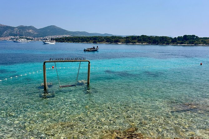Split: Blue Lagoon, Hvar, Brač, 6 Islands Boat Tour - Small Group - Hvar town in 1.5 hours: old streets, Fortica views, and an easy browsing rhythm