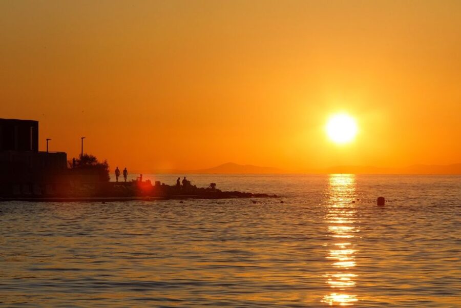 Split: Brac Island and Sutivan Village Sunset Boat Tour - Sailing Toward Brac Island: Views, White Beaches, and Chill Time