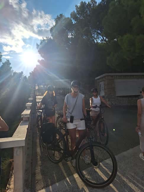 Split City & Marjan Park Electric Bike Tour - Meeting at Plinarska 25 near the National Theatre, then quick safety setup