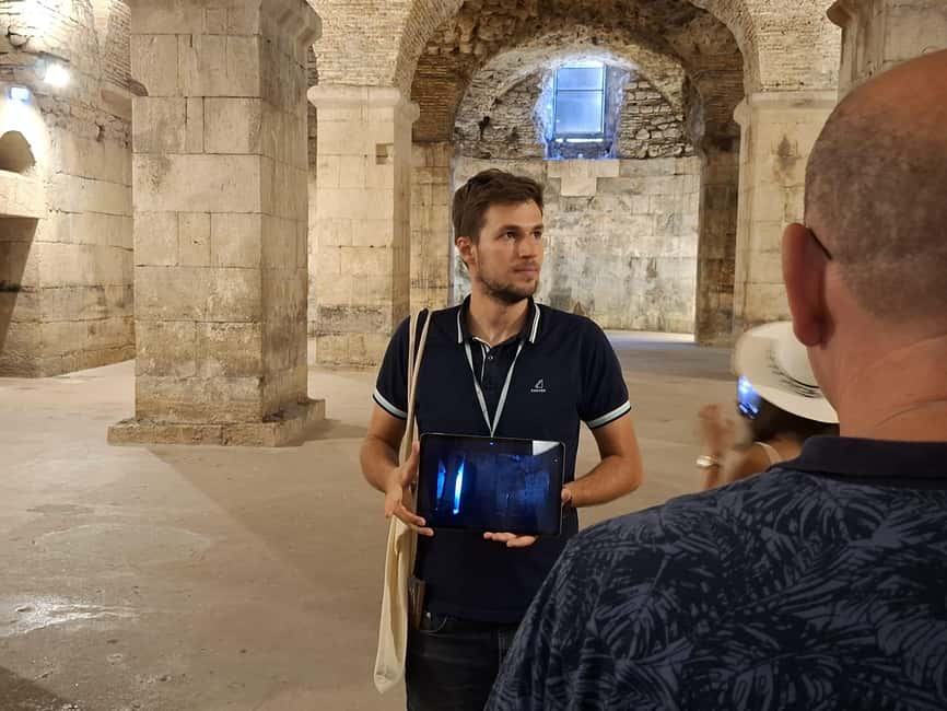 Split: City Walking Tour w/ Game of Thrones Locations - Where the tour starts: Golden Gate stairs and Gregory of Nin