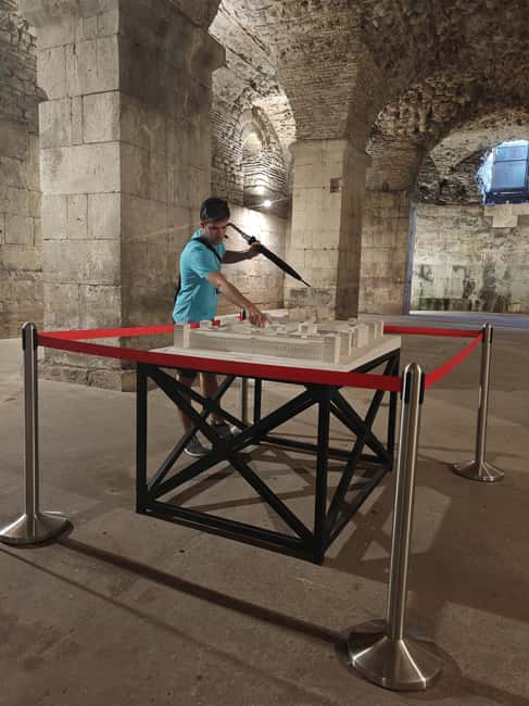 Split: City Walking Tour w/ Game of Thrones Locations - Game of Thrones Museum, then squares for photos and atmosphere