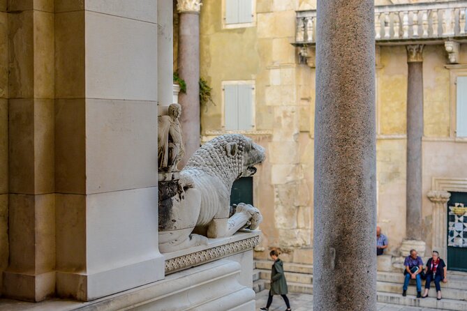 Split Diocletian Palace Highlights - Private walking tour - Triklinij, the dining room story that brings stones to life