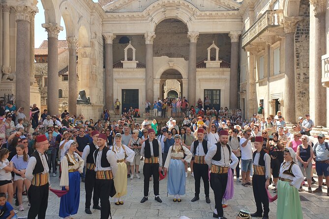 Split & Diocletian Palace Historical Walking Tour - Getting your bearings fast at the Peristyle