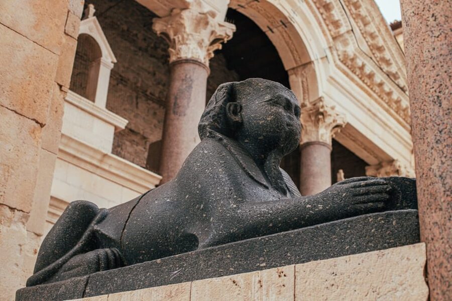 Split: Diocletian's Palace Private walking tour - Key highlights to look for