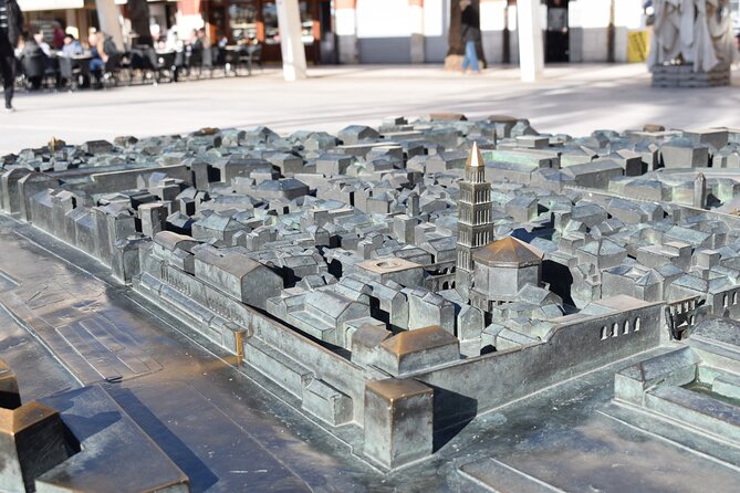Split & Diocletian's Palace Walking Tour - When to go, and how weather changes the day