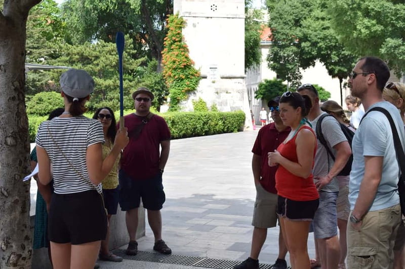 Split: Food Tasting Walking Tour - Soparnik With Local Wine, Plus Prosciutto in Medieval Streets