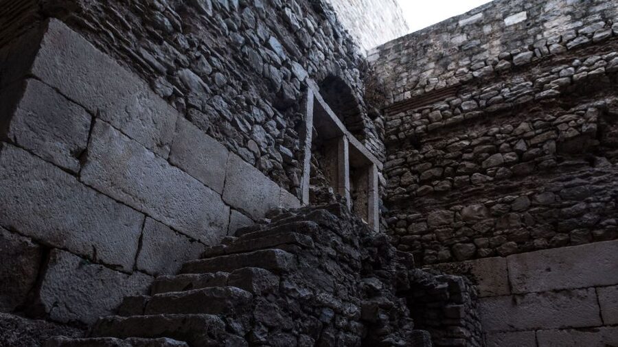 Split: Game of Thrones Tour with Diocletian's Palace Cellar - Why Split Makes Such a Good Game of Thrones Location Tour