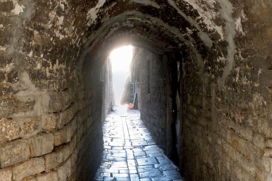 Split: Game of Thrones Tour with Diocletian's Palace Cellar - Price and Value for a 2-Hour Split Walk