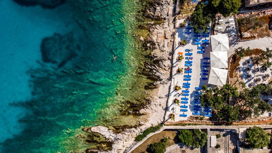 Split: Half-Day Blue Lagoon, Shipwreck, and Trogir Boat Tour - Nečujam bay and the shipwreck: what you can realistically expect