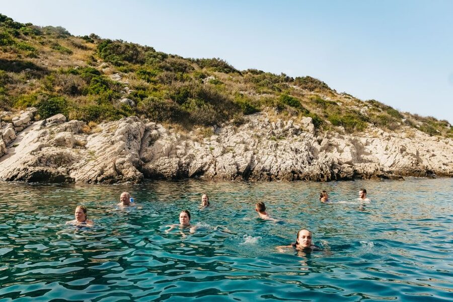 Split: Hvar, Pakleni, Brač & Šolta All-inclusive Tour - Food and Drinks: All-Inclusive Value That Actually Reduces Decision Fatigue
