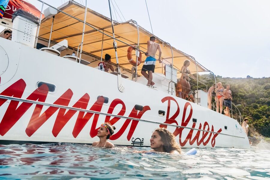 Split: Hvar, Pakleni, Brač & Šolta All-inclusive Tour - Boat Comfort, Cleanliness, and the Pace You Should Expect