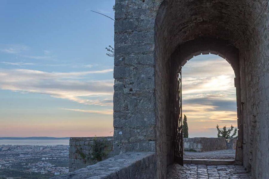 Split: Klis Sunset Sightseeing Bus Tour - The Sunset Part: Golden Hour Glow, Not Always the Exact Sunset Line