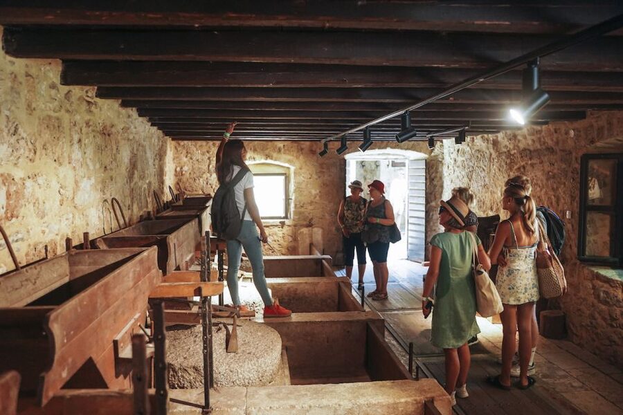 Split: Krka Waterfalls Tour, Boat Cruise, and Swimming - Split to Krka: the bus ride that sets the pace