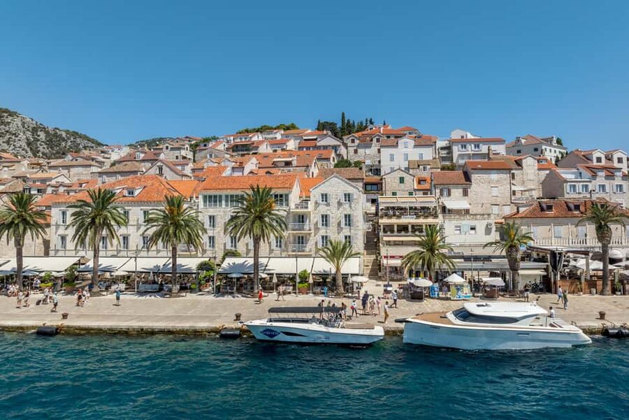Split or Trogir: Blue Cave, Vis, and Hvar Speedboat Tour - Stiniva Cove photo stop: quick views that still matter