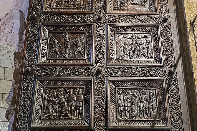 Split Palace & Old Town -Private walking tour- Entrance included - The palace complex: where Roman power becomes daily life