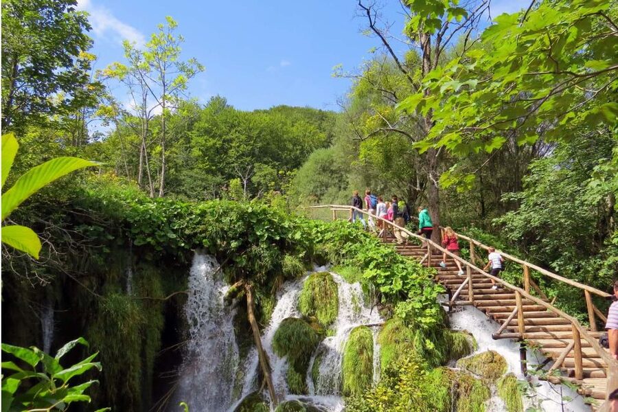 Split: Plitvice Lakes Guided Day Tour with Entry Tickets - Key things to know before you go