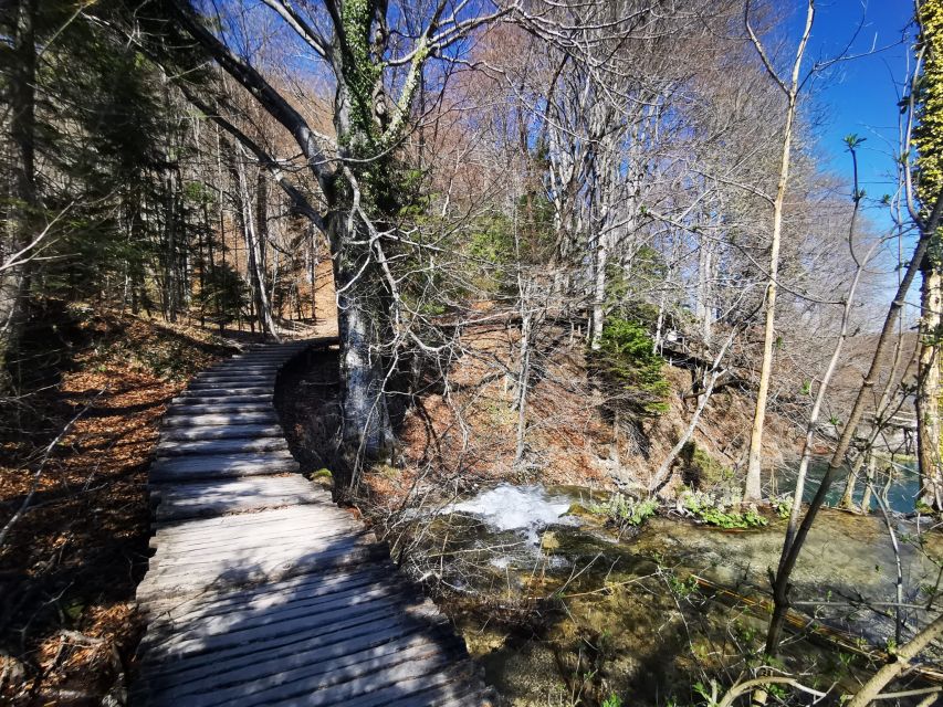 Split: Plitvice Lakes Guided Day Tour with Entry Tickets - What to pack for Plitvice weather that feels different inland