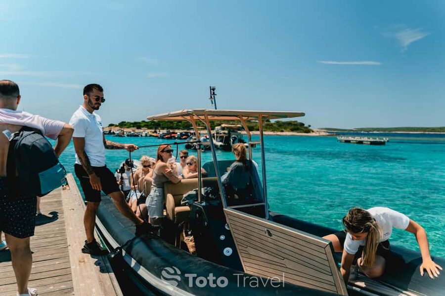 Split/Podstrana: Blue Cave, Hvar & 6 Islands Speedboat Trip - Budikovac Blue Lagoon: a true swim and snorkel highlight