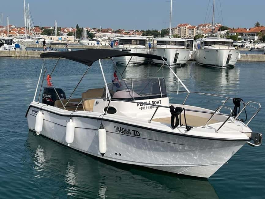 Split: Private Blue Lagoon 3 islands with speed boat - Stop 1: Trogir in UNESCO territory, 90 minutes that feel just right