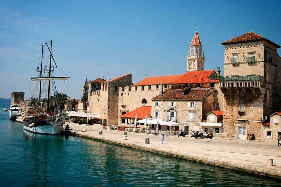 Split: Private Blue Lagoon 3 islands with speed boat - Price and value: $647 per group up to 5, and how to judge if it’s worth it