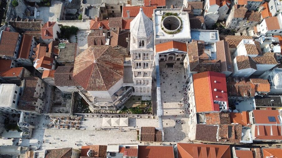 Split: Private Walking Tour for Families with kids (5-17y) - Split Cathedral and the missing coffin riddle